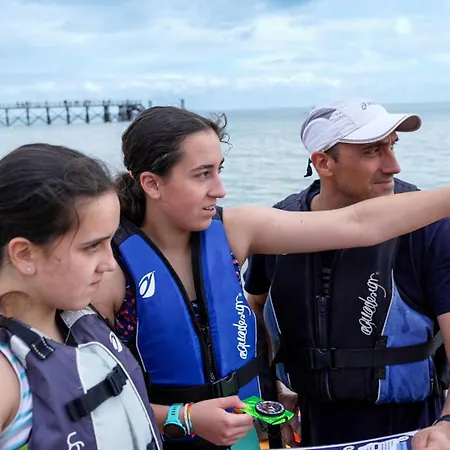 Vvf Les Sableaux A Noirmoutier ホリデーパーク Le Grand Vieil