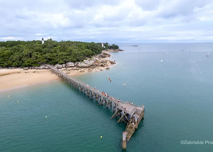 ホリデーパーク Vvf Les Sableaux A Noirmoutier Le Grand Vieil